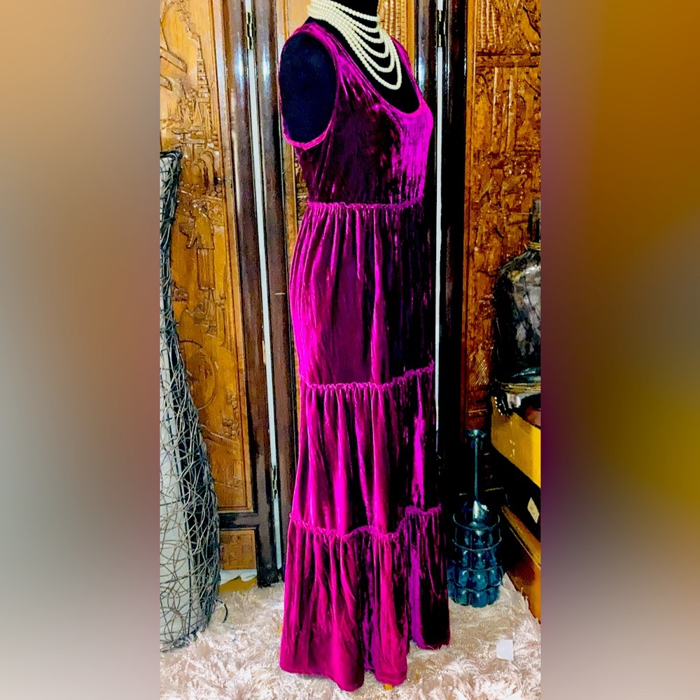 natural life eautiful red wine color velvet sleeveless maxi dress - Picture 3 of 8